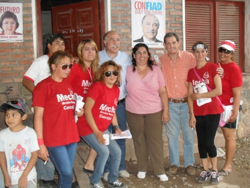 MARIO FIAD, CAMINANDO EL RAMAL Y DIALOGANDO CON SU GENTE
