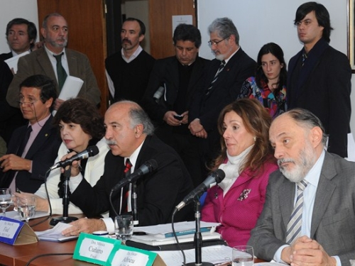 FIAD: 'ESTAMOS EN EL CAMINO CORRECTO, DE PROMOVER LA DISCUSIÓN PROFUNDA'