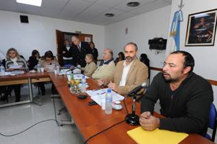 NO HUBO QUORUM PARA TRATAR PROYECTOS DE RECURSOS NATURALES, PERO ESCUCHAMOS LOS RECLAMOS DE VECINOS DEL PARTIDO DE LA MATANZA