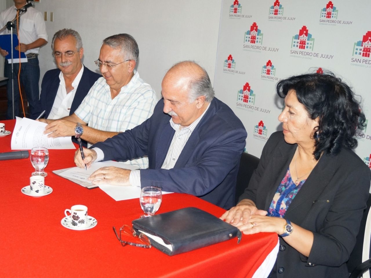 Fiad firmó convenios para encarar estrategias de salud conjuntas entre Municipios y Provincia