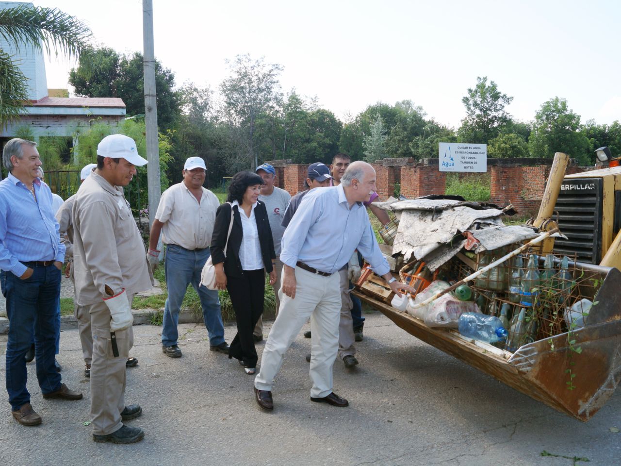El Ministro Fiad supervisó acciones de descacharrado y desmalezamiento