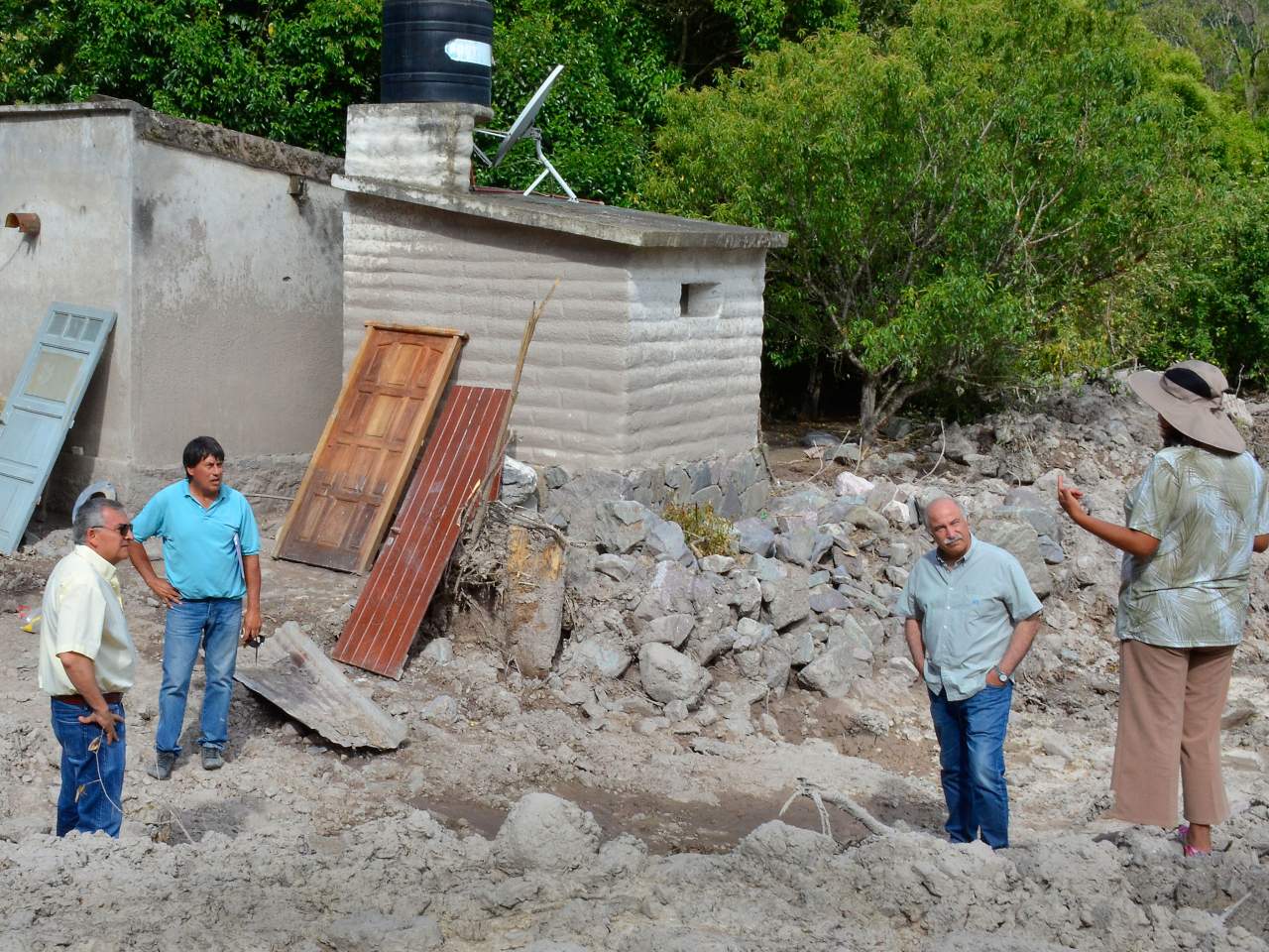 Continuamos con las tareas sanitarias en la zona afectada por el aluvión